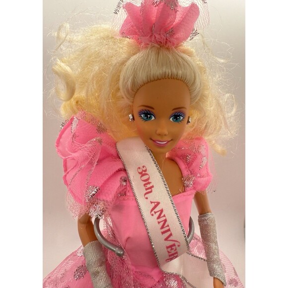 Vintage 1992 Barbie 30th Anniversary Doll #2282 Walmart Exclusive Mattel - Picture 7 of 13